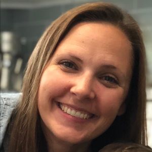 Meet your Posher, Devin